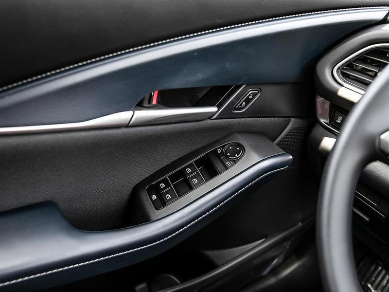 mazda CX-30 2025 - 12