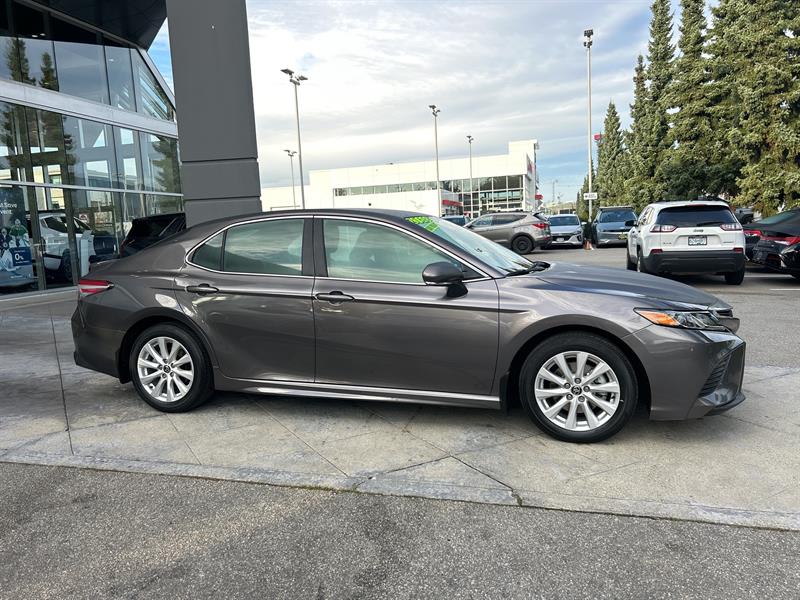 toyota Camry 2020 - 6