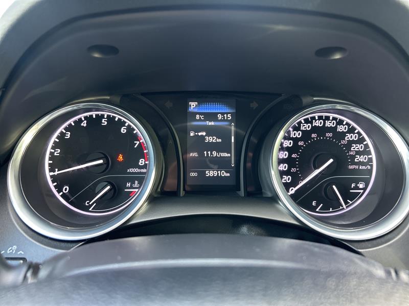 toyota Camry 2020 - 10