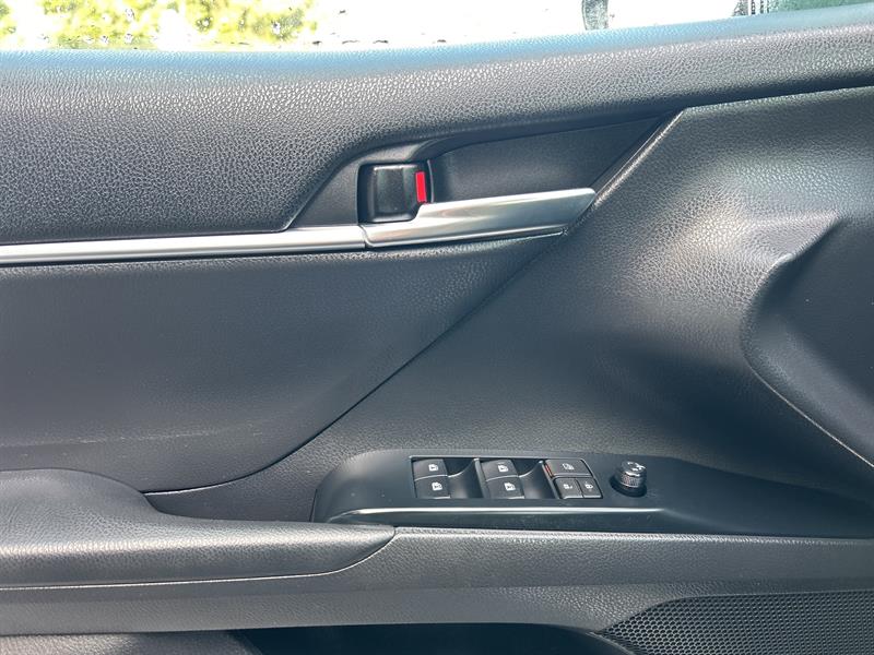 toyota Camry 2020 - 15