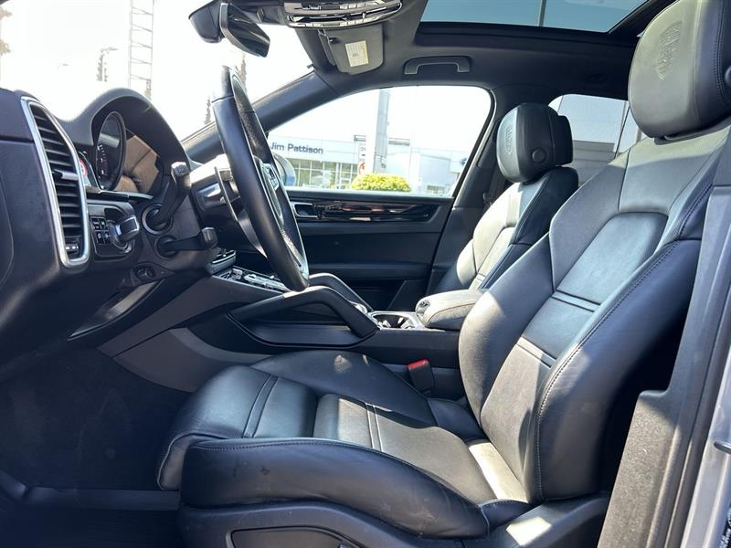 porsche Cayenne 2021 - 19