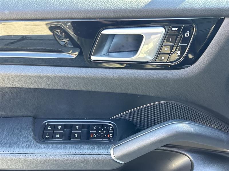 porsche Cayenne 2021 - 21