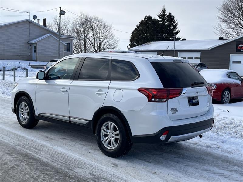 mitsubishi Outlander 2016 - 4