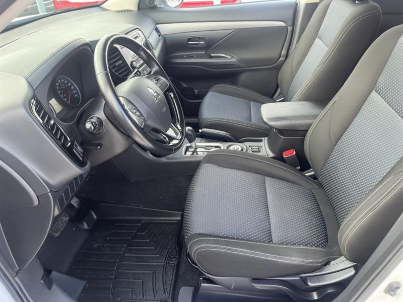 mitsubishi Outlander 2016 - 12