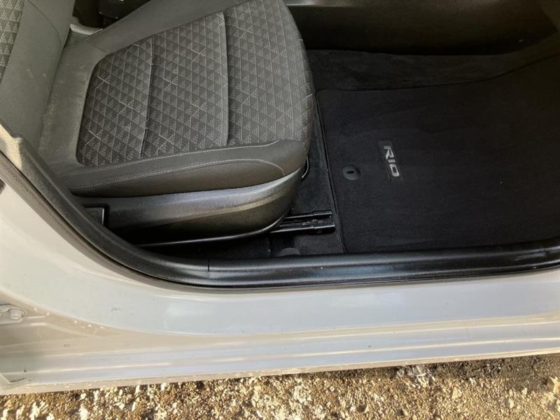 kia Rio 5 portes 2018 - 17