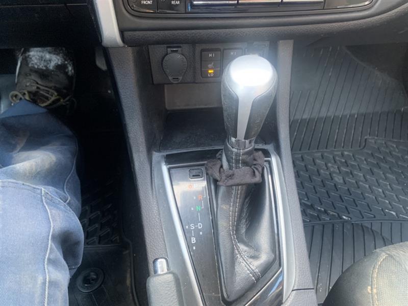 toyota Corolla 2019 - 13