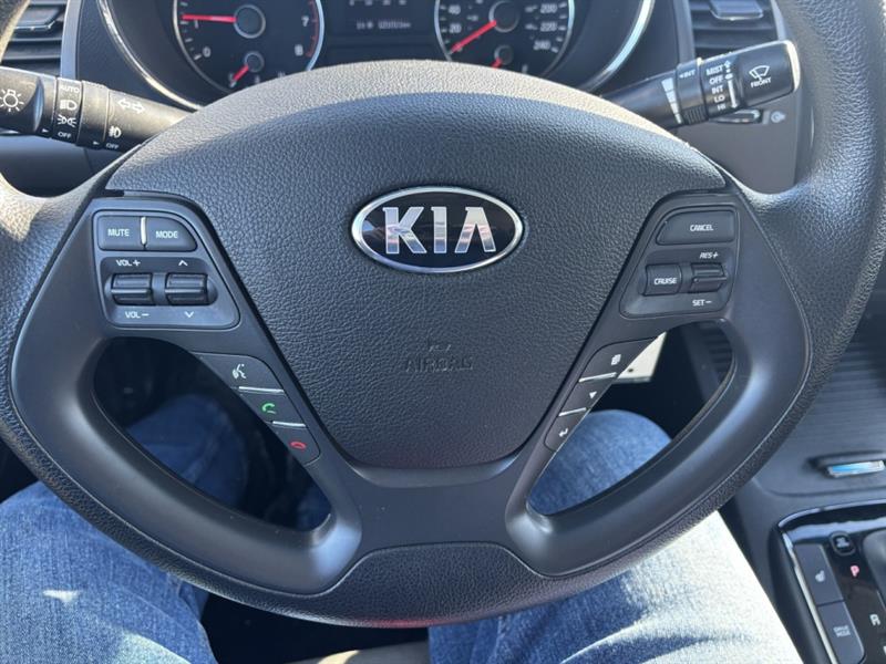 kia Forte 2018 - 13