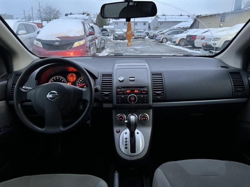 nissan Sentra 2011 - 9