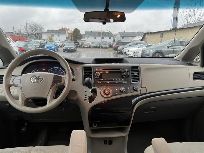 toyota Sienna 2012 - 10