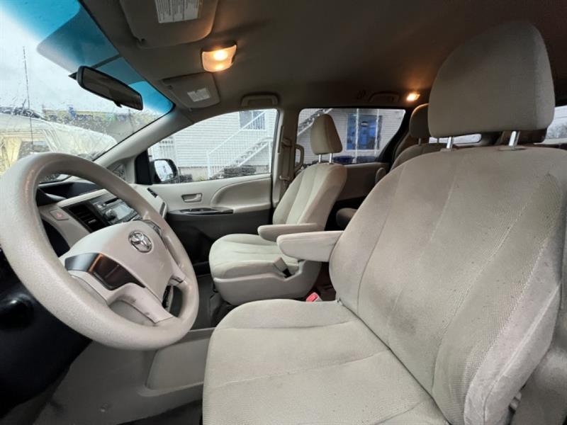 toyota Sienna 2012 - 17