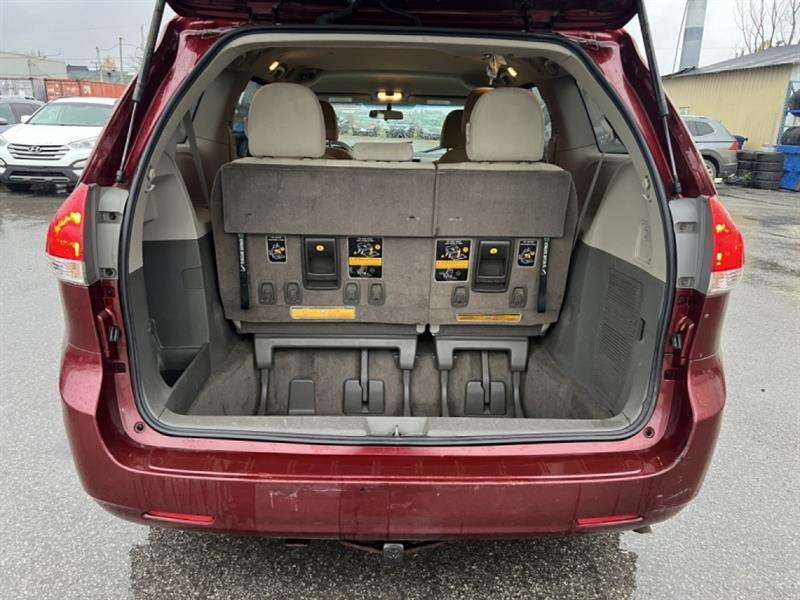 toyota Sienna 2012 - 26