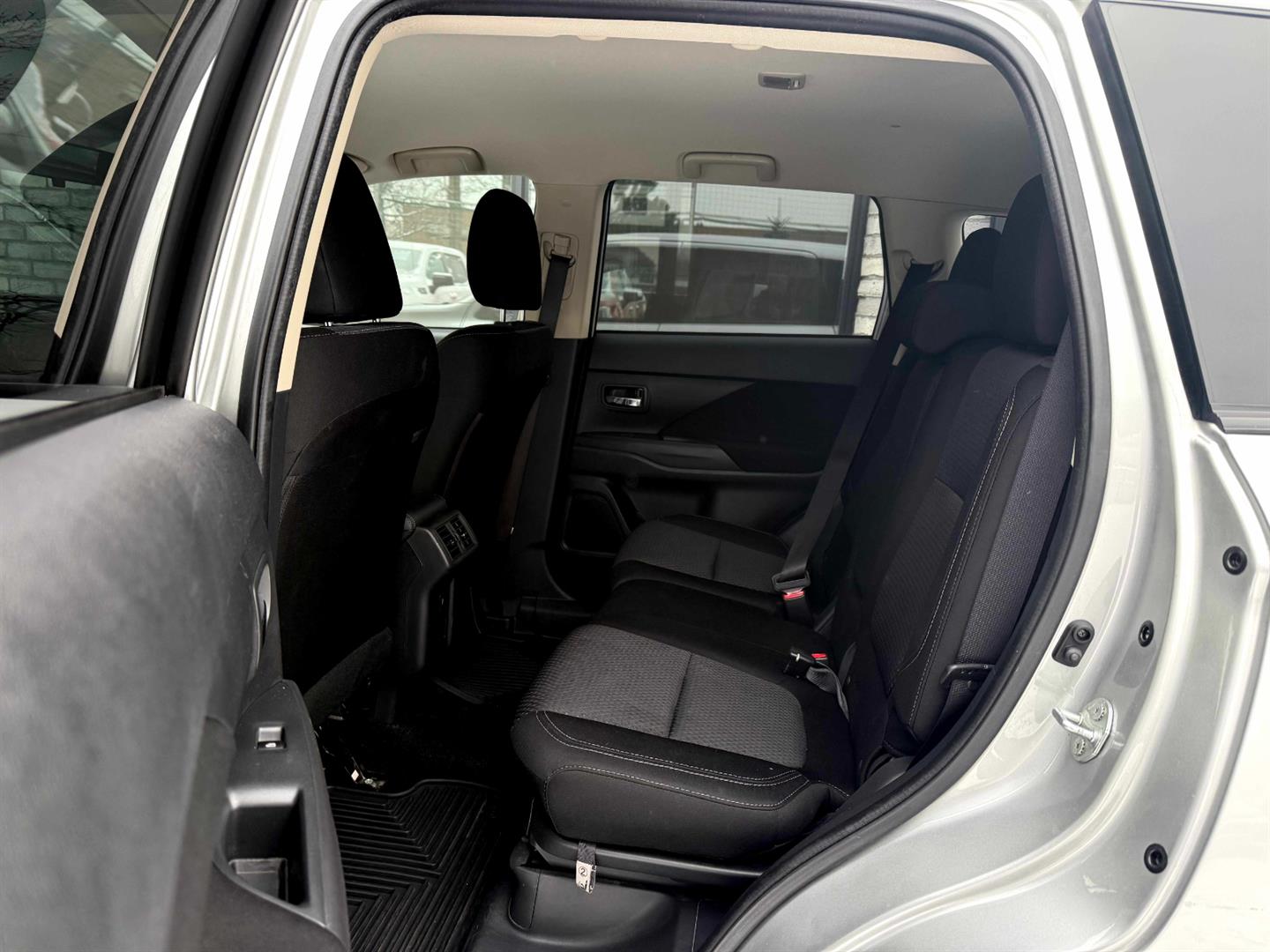 mitsubishi Outlander 2019 - 26