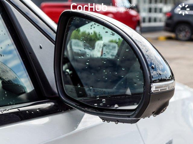 mercedes-benz C-Class 2024 - 11