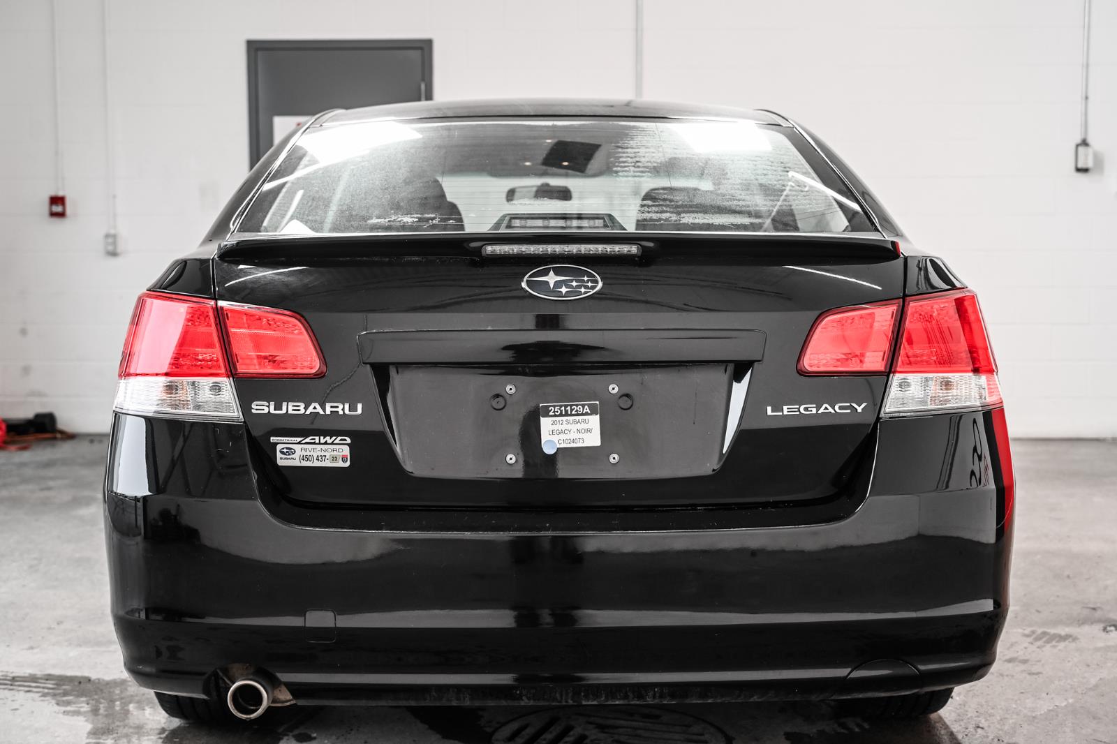 subaru Legacy 2012 - 3