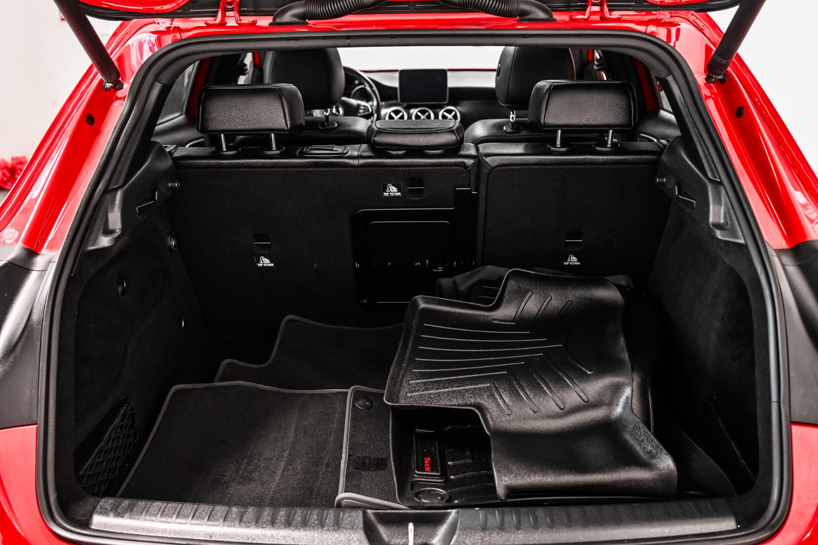 mercedes-benz GLA 2019 - 14