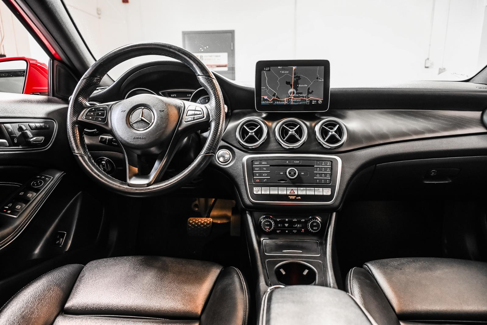 mercedes-benz GLA 2019 - 25