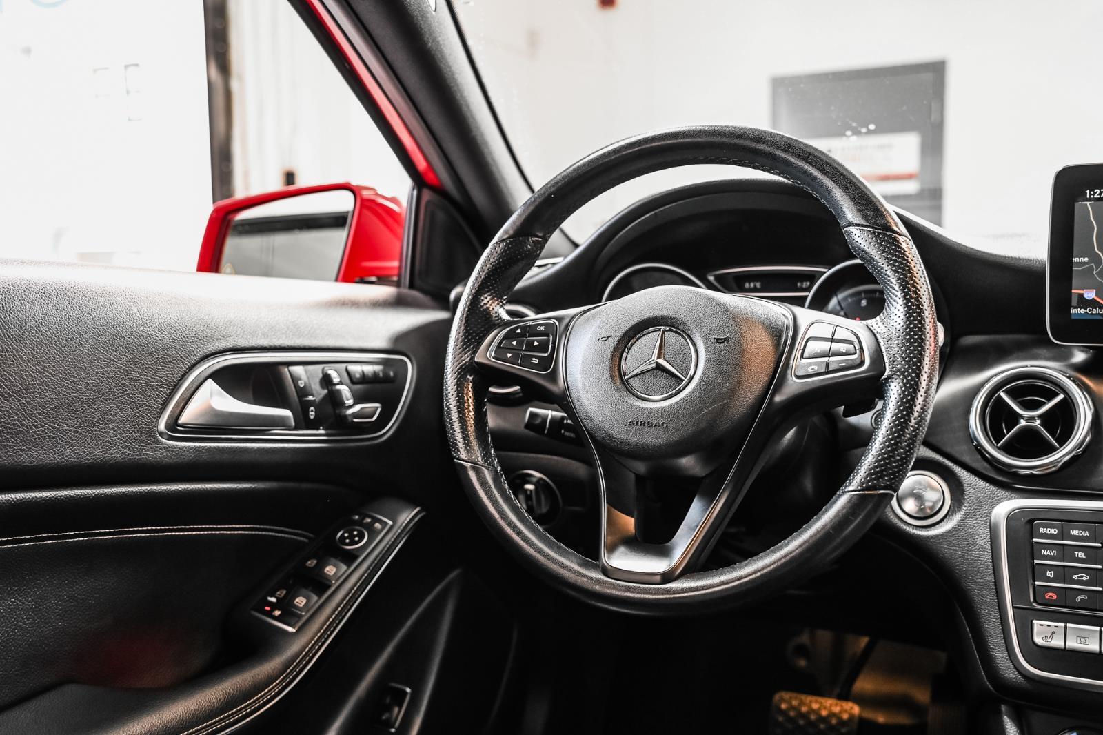 mercedes-benz GLA 2019 - 26
