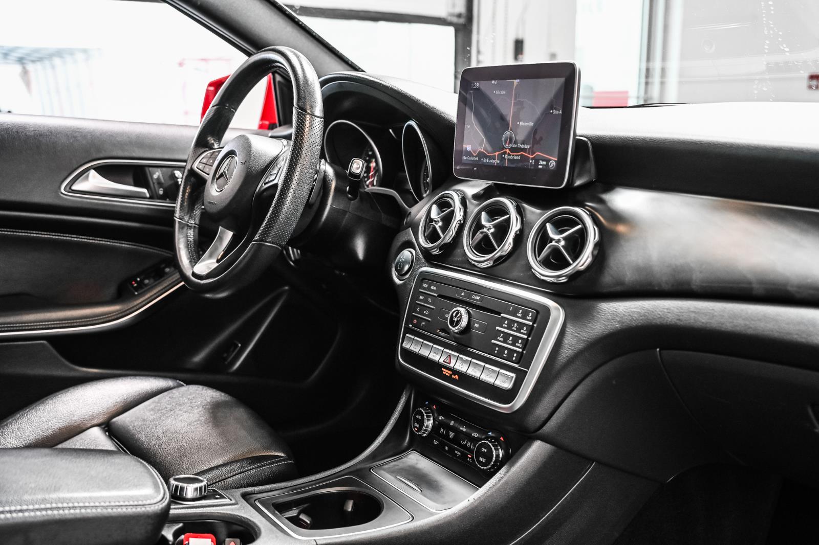 mercedes-benz GLA 2019 - 28