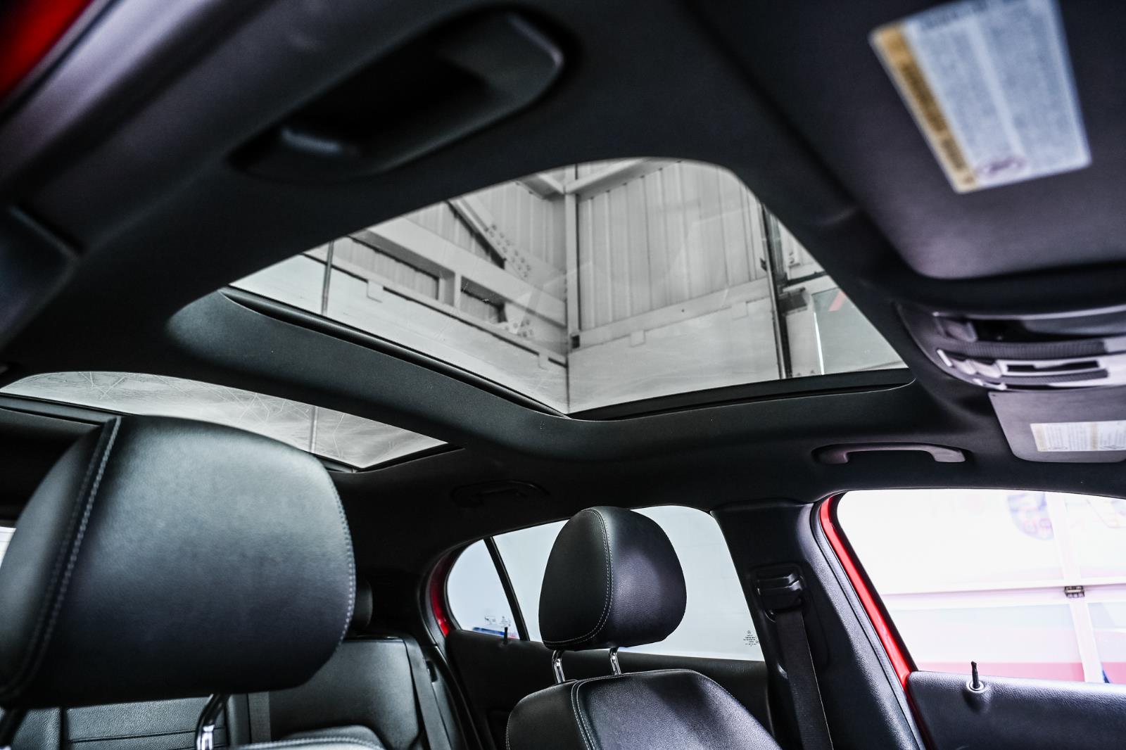 mercedes-benz GLA 2019 - 30