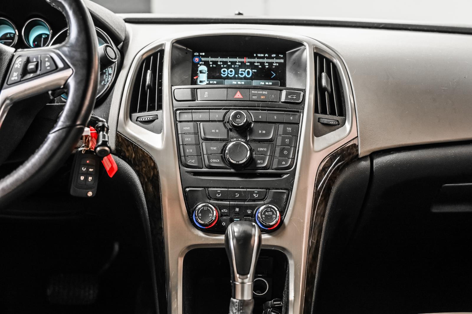 buick Verano 2013 - 18