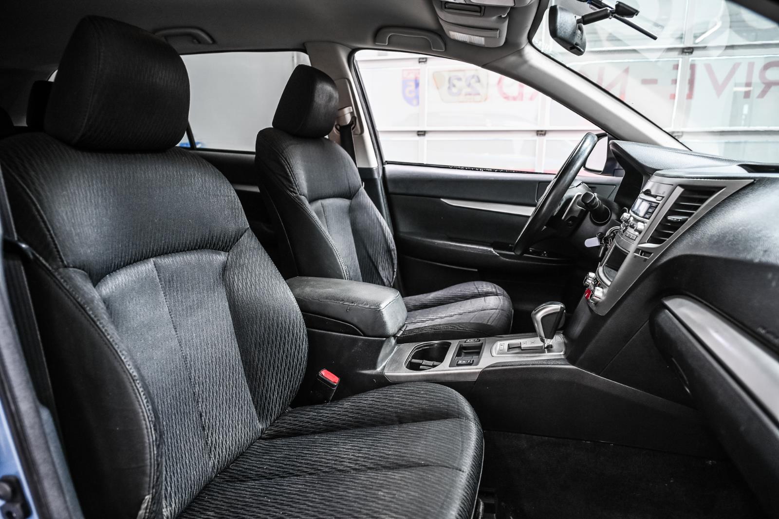 subaru Outback 2010 - 19