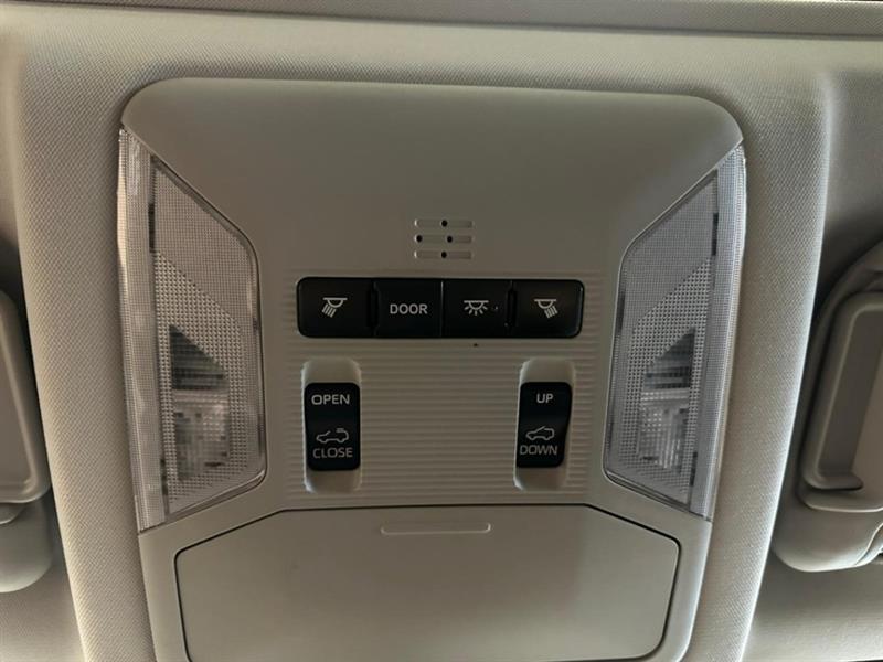 toyota RAV4 2021 - 16