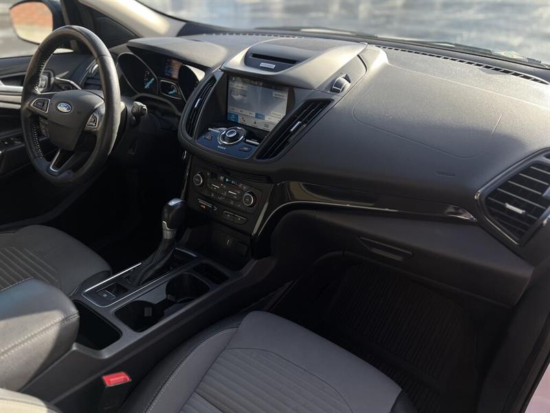 ford Escape 2017 - 20