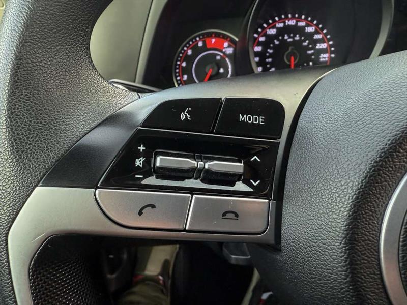 hyundai Elantra 2022 - 17