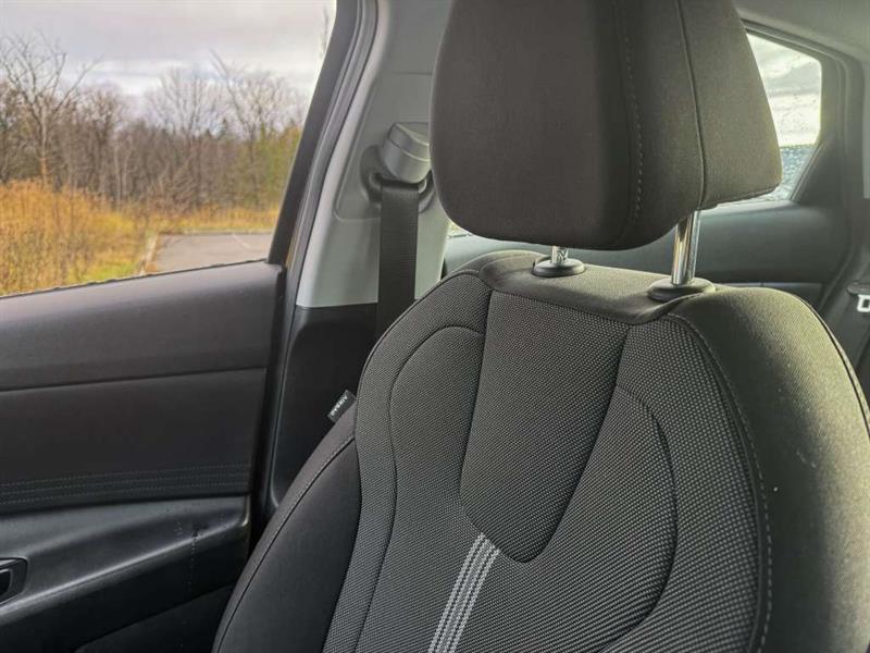 hyundai Elantra 2022 - 21