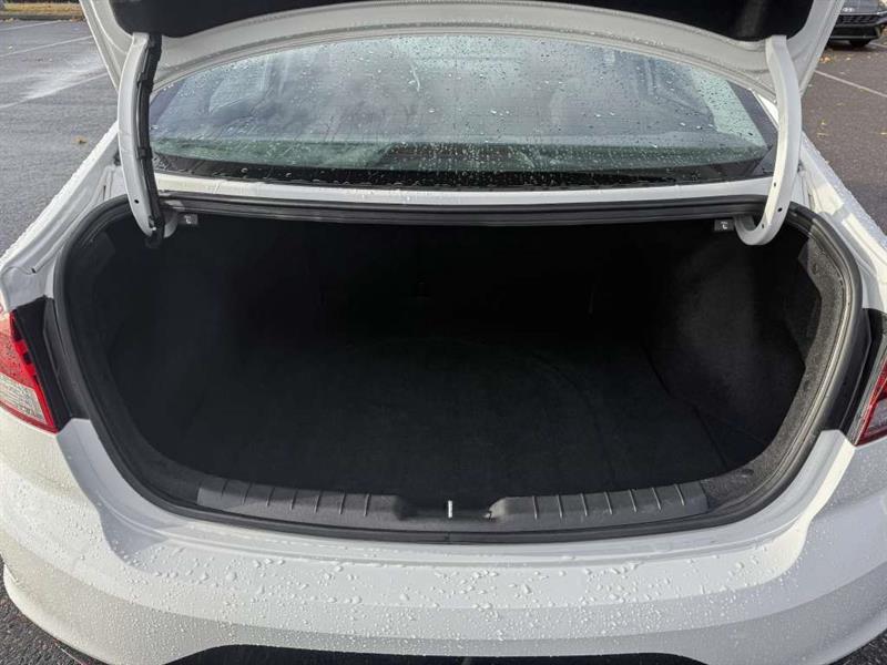 hyundai Elantra 2020 - 11