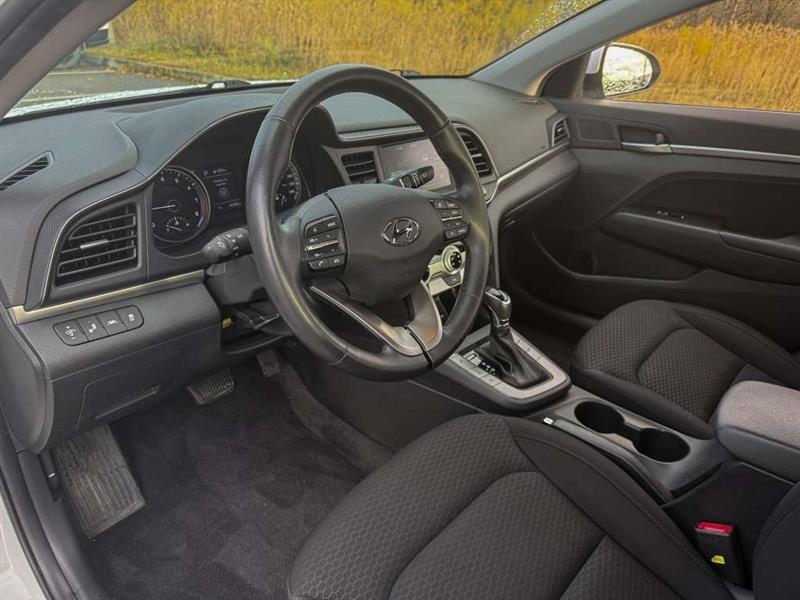 hyundai Elantra 2020 - 22