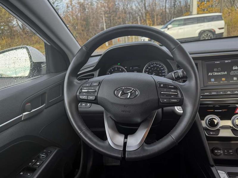 hyundai Elantra 2020 - 24
