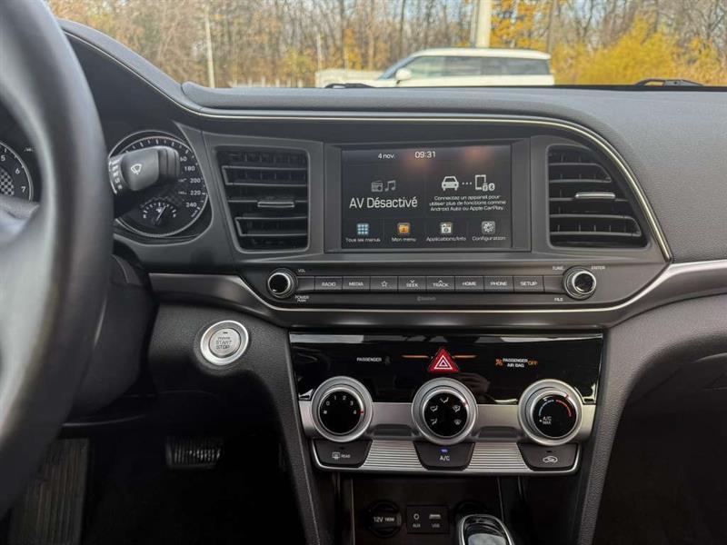 hyundai Elantra 2020 - 26