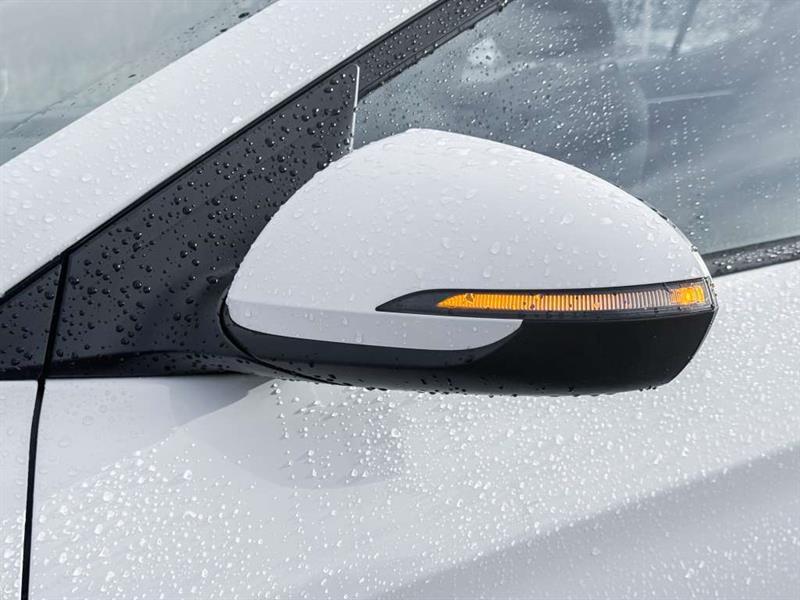 hyundai Elantra 2020 - 29