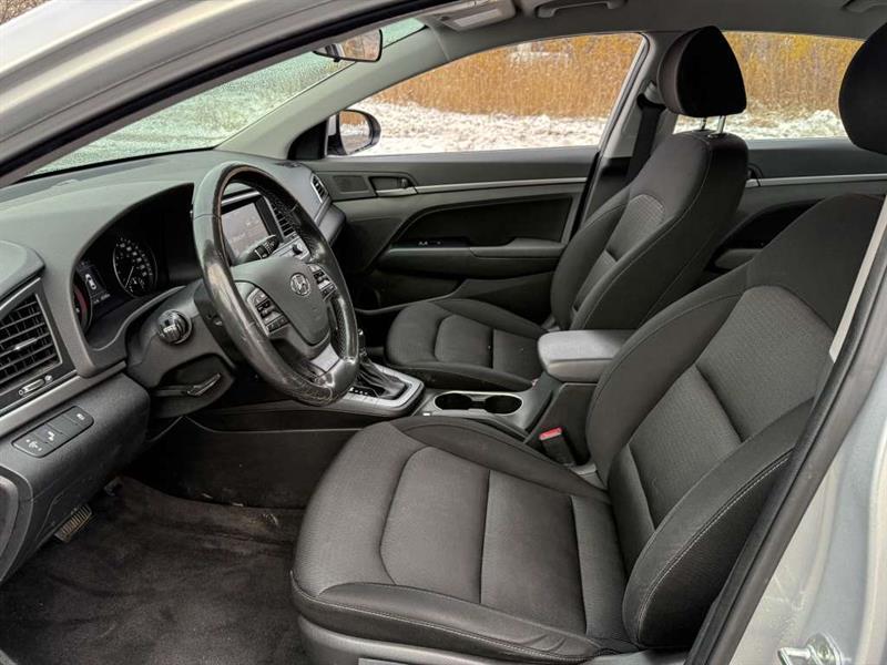 hyundai Elantra 2018 - 21