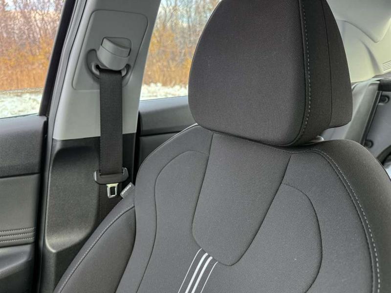 hyundai Elantra 2022 - 21