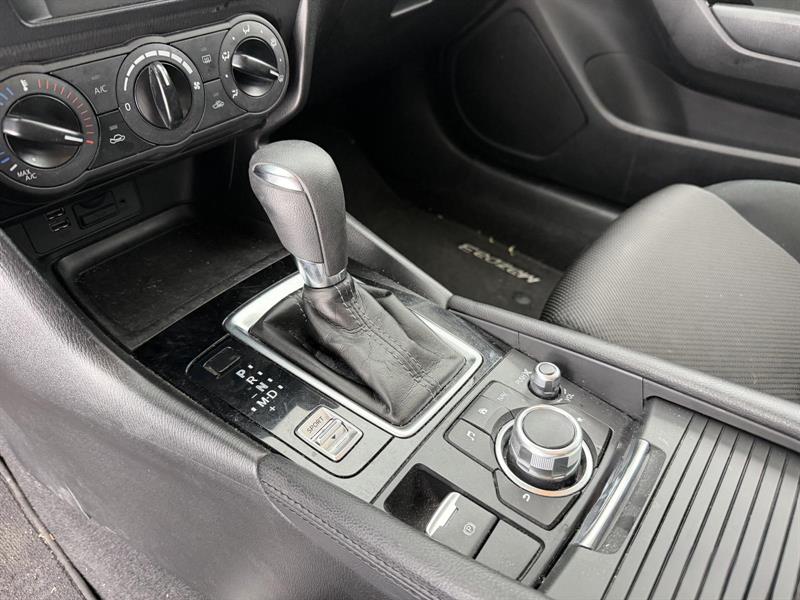 mazda Mazda3 2018 - 16