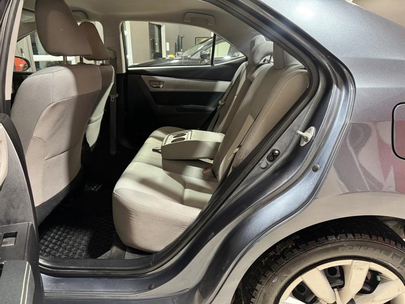 toyota Corolla 2015 - 11