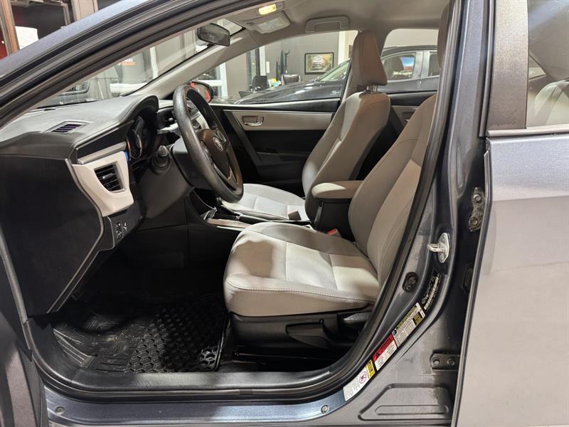 toyota Corolla 2015 - 12