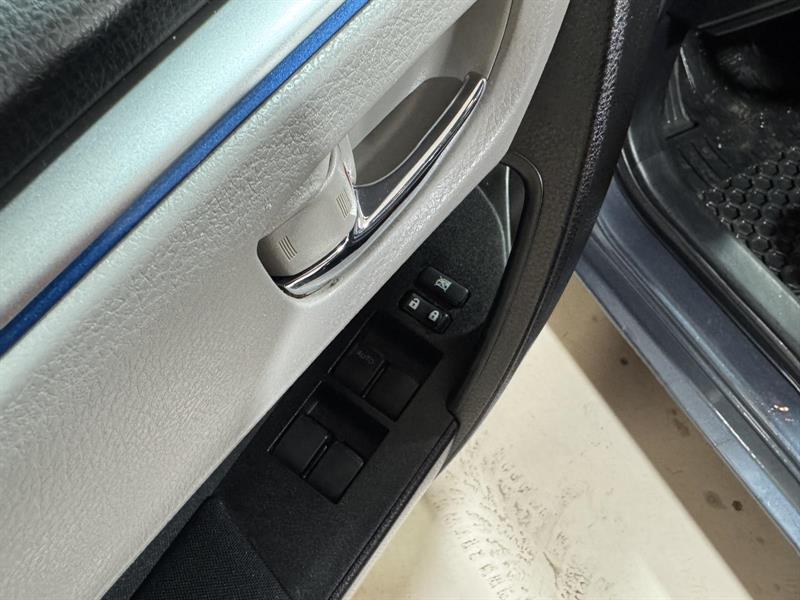 toyota Corolla 2015 - 13