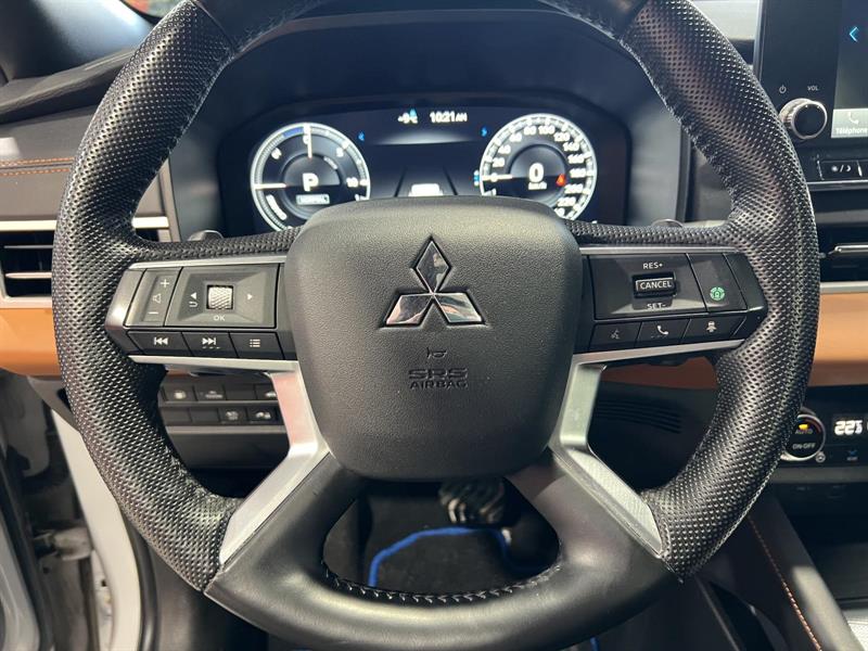 mitsubishi Outlander 2023 - 17