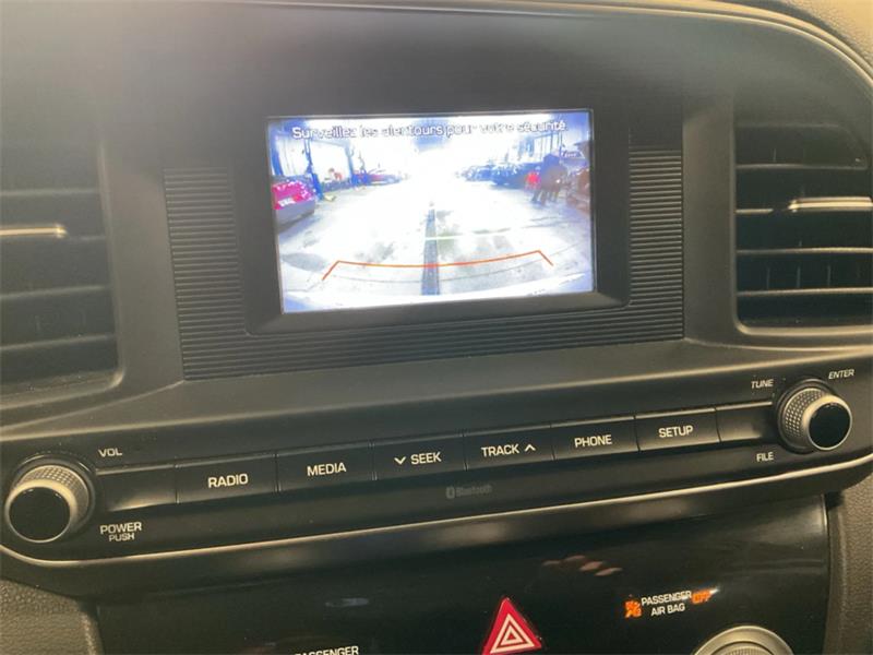 hyundai Elantra 2020 - 15