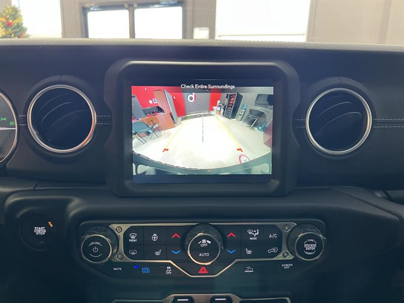 jeep Wrangler 2022 - 25