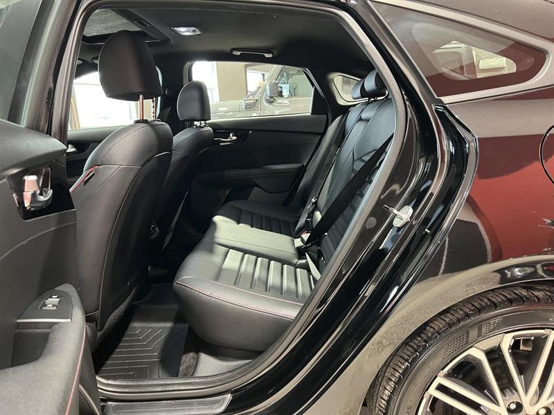 kia Forte5 2021 - 13