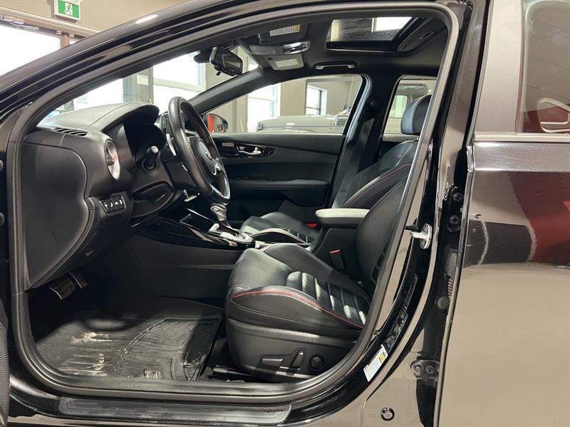 kia Forte5 2021 - 16