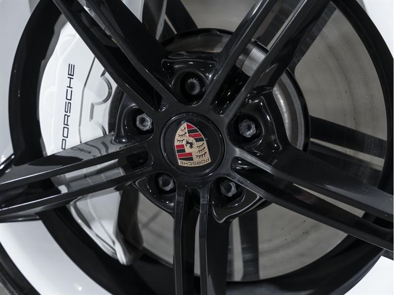 porsche Taycan 2020 - 13