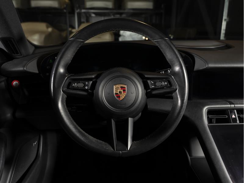 porsche Taycan 2020 - 18