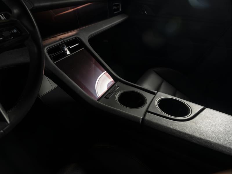 porsche Taycan 2020 - 19