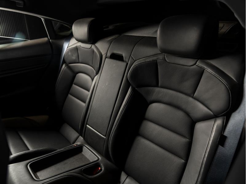 porsche Taycan 2020 - 23