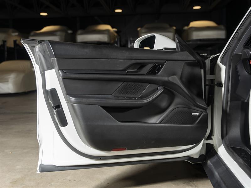 porsche Taycan 2020 - 25